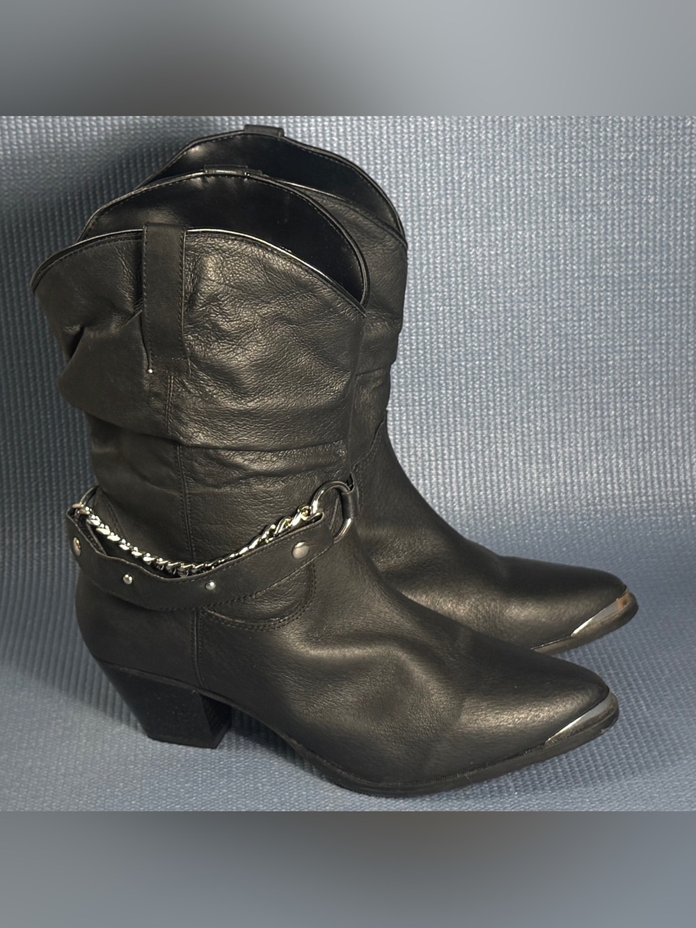 Dingo Olivia Slouch Chain Harness Concho Black Leather Boots Women’s Size 10